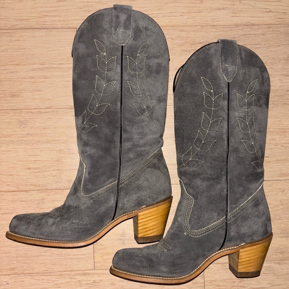 Wolverine grey suede tulip stitched western heeled cowboy boot 6.5 concert rodeo